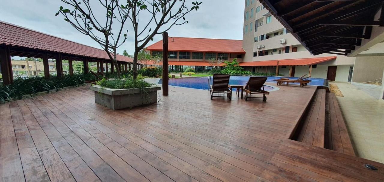 גאלה Hasara Oceanfront Apartments מראה חיצוני תמונה