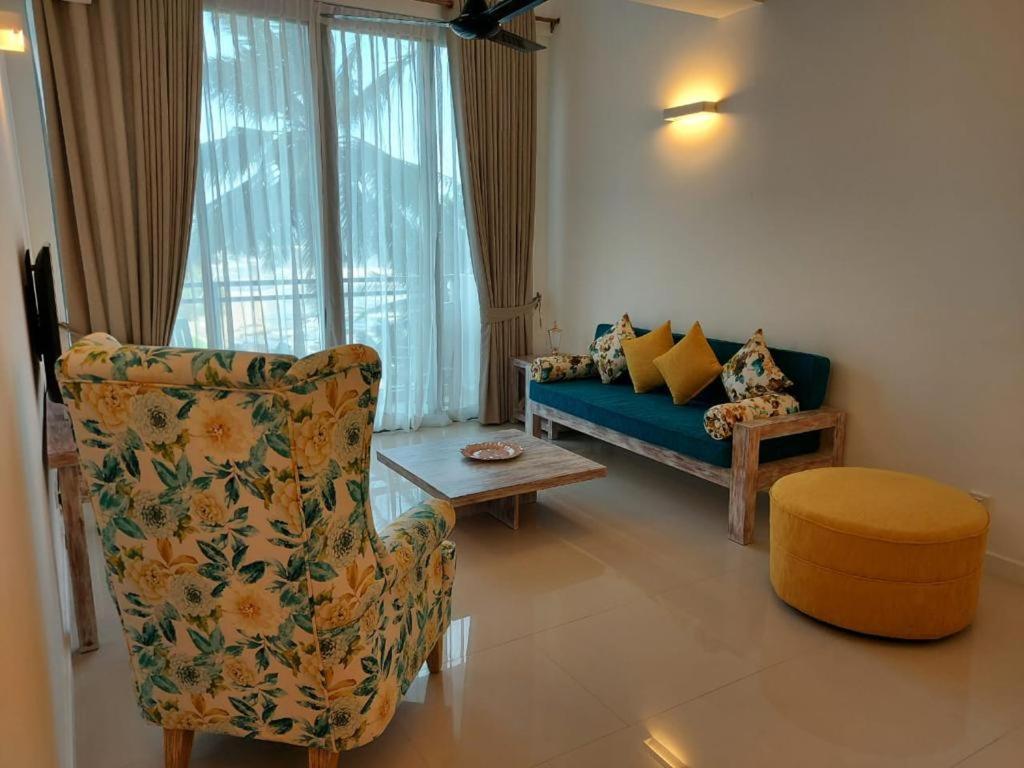 גאלה Hasara Oceanfront Apartments מראה חיצוני תמונה