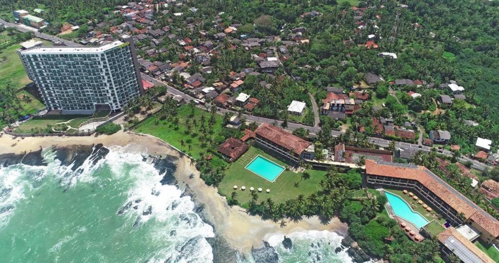 גאלה Hasara Oceanfront Apartments מראה חיצוני תמונה